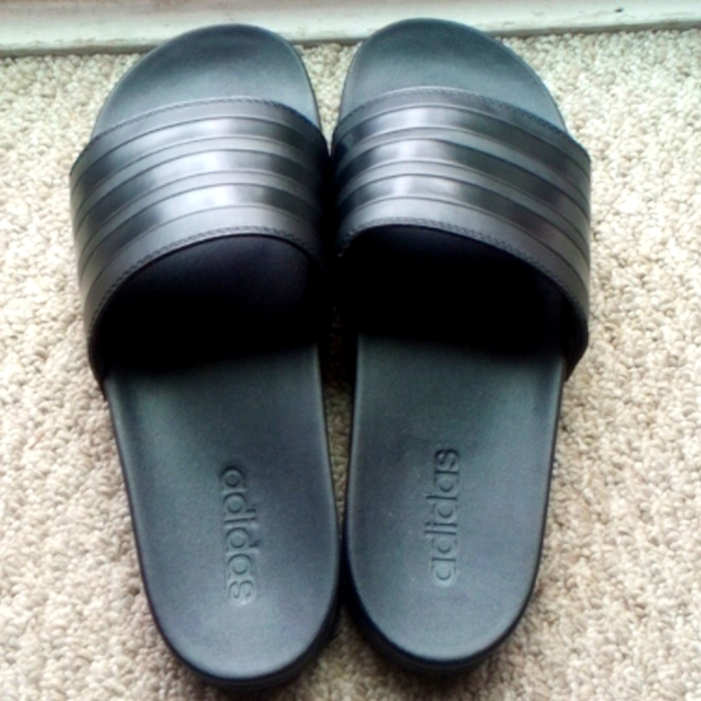 Adidas Men's slip on